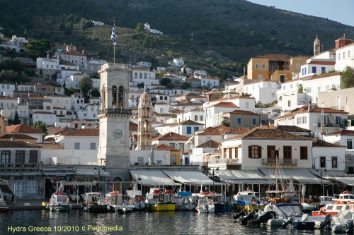 Hydra Ansicht vom Hafen zum Dorf des Ortes Hydra